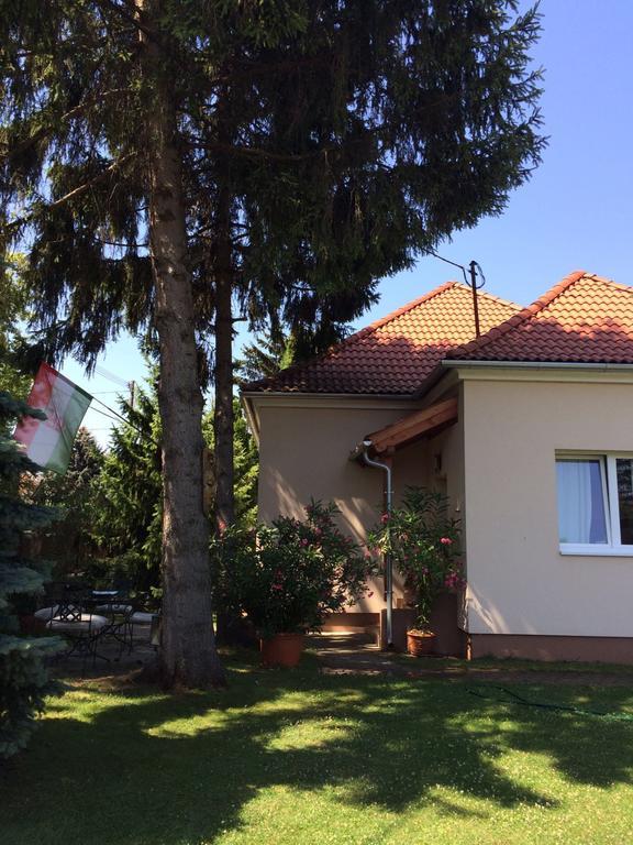 Kocsis Apartman Es Camping Mosonmagyaróvár 외부 사진